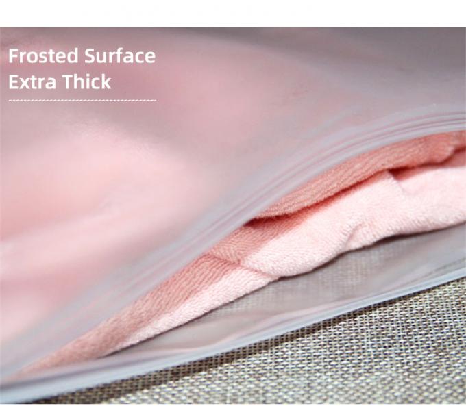 Impresión personalizada Bolsas de plástico de cierre de cerradura ecológicas con mango para ropa Bolsa de embalaje 7