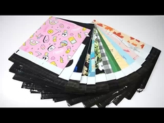 Impresión de 8 colores de un mailer biodegradable para envíos ecológicos