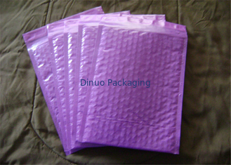 Prenda impermeable coloreada multi de los sobres del envío de la burbuja de los anuncios publicitarios del polietileno a prueba de polvo