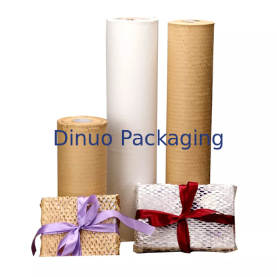 Papel Kraft de nido de abeja biodegradable de pulpa de madera que amortigua la bola de nido de abeja protectora
