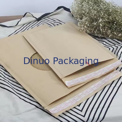 Cushion de panal de miel corrugado poli-corrector de envío acolchado sobres de papel Kraft bolsas de correo de burbujas