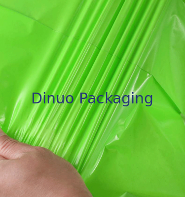 Bolsa de correo de polipropileno resistente a las lágrimas, resistente al agua y auto-sellable para mensajería de ropa