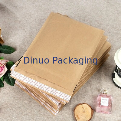 Sobres acolchados de papel de impresión en 6 colores que cumplen con los estándares de USPS y del transportista Embalaje de correo exterior resistente al agua y duradero