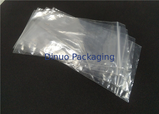 Las bolsas de plástico que se puede volver a sellar del PE con el cierre Ziplock, prenda impermeable de las bolsas de plástico del paquete
