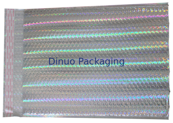 Los bolsos de envío olográficos de lujo, color brillante #000/4x8 rellenaron sobres del embalaje