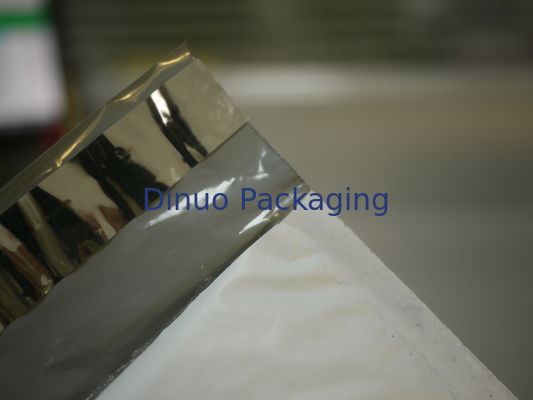 Bolsas de envío de burbujas de polietileno personalizadas de 9.5"X14" Tamaño 4 Sobres acolchados para la oficina de correos