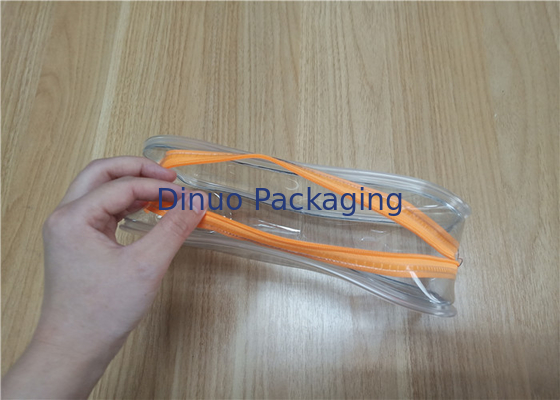 Las bolsas de plástico Ziplock reutilizables promocionales del PVC para embalar las necesidades diarias